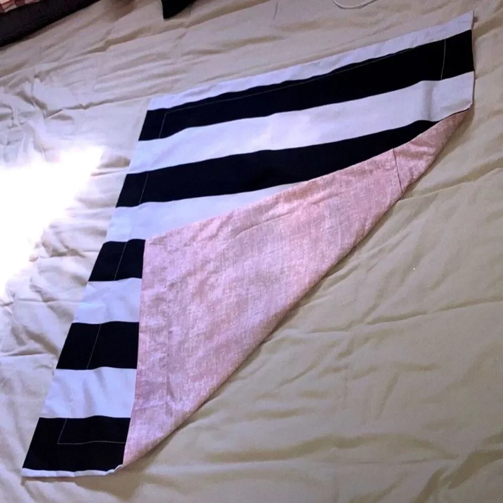JUICY COUTURE Home Pillow Sham Blue White Cabana Stripes and Pink Standard Size